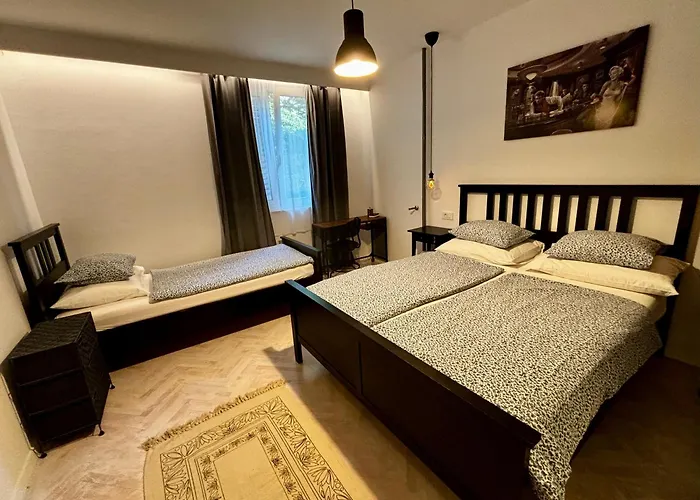 Split Right Place****Cozy And Completely New